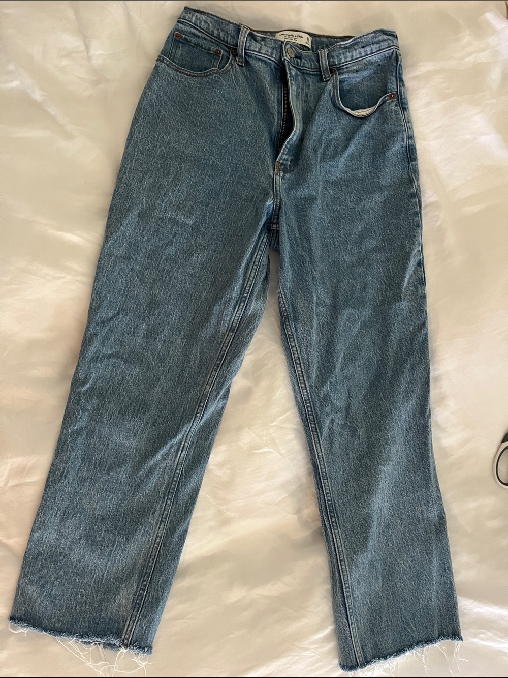 Abercrombie & Fitch Light Blue '90s Straight Ultra High-Rise Jeans